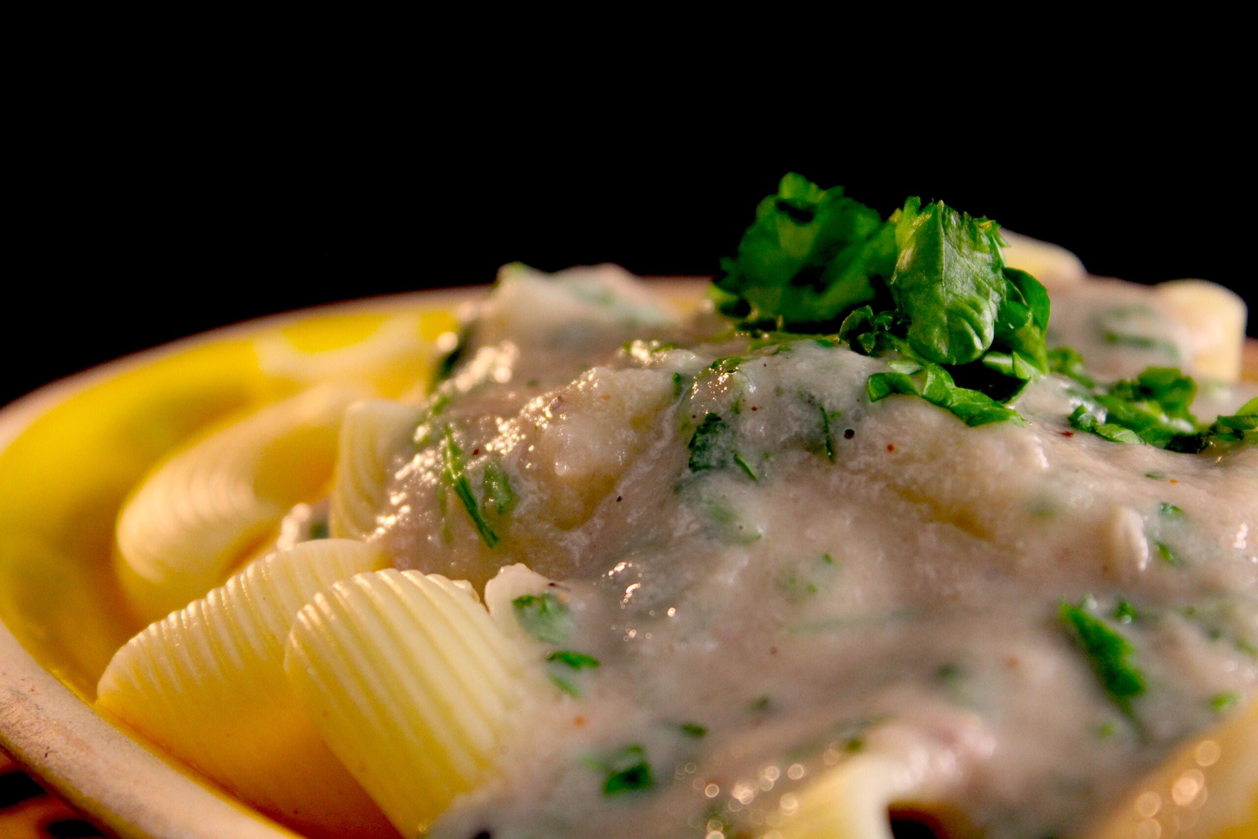 Pasta con salsa di cipole