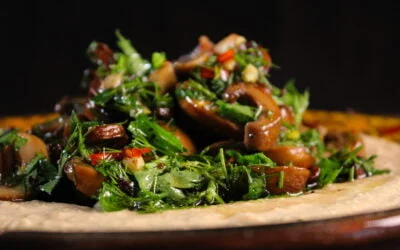 Hummus royale with roasted garlic and mushrooms