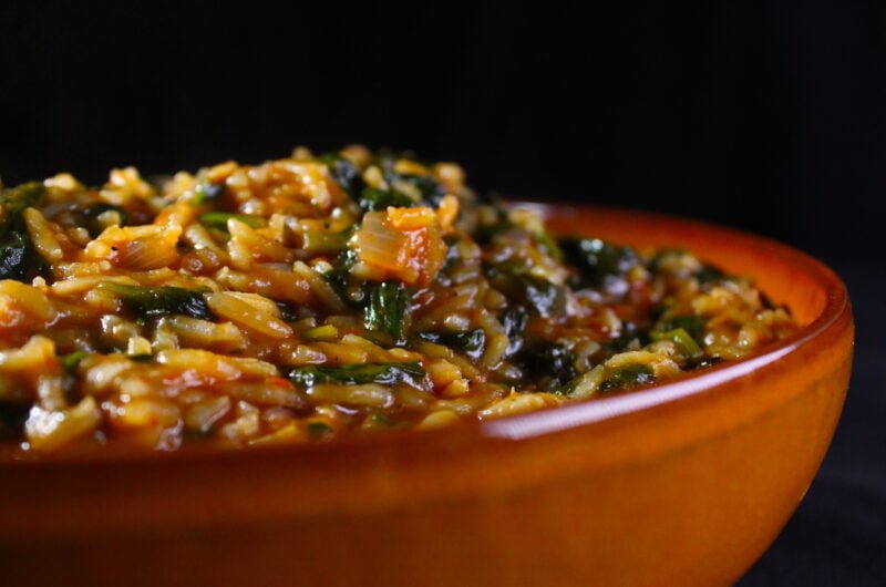 Egyptian spinach-tomato rice dish