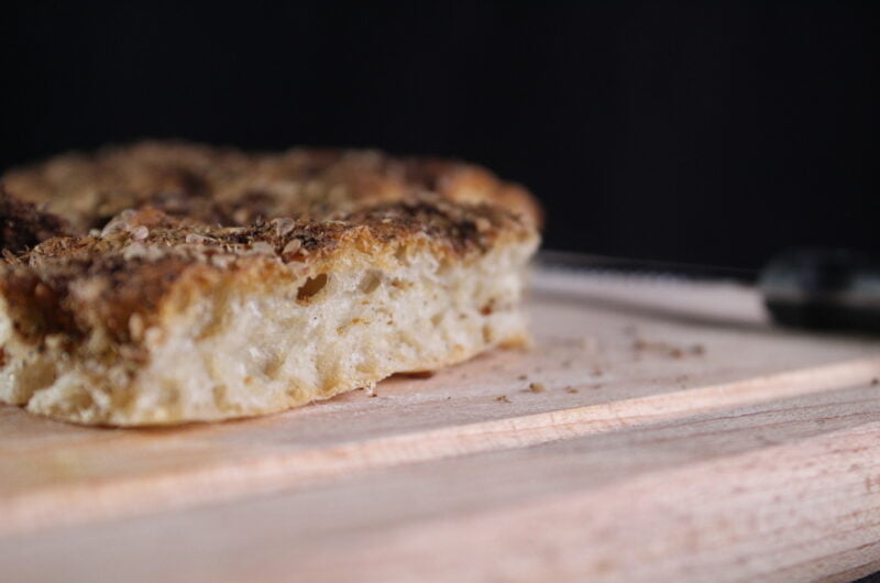 Airy, crispy Lebanese bulgur bread with za'atar