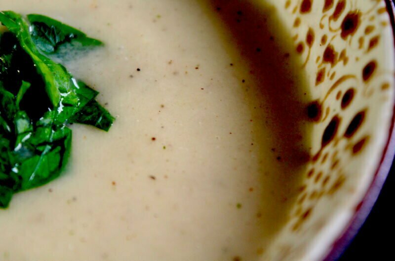 Asparagus soup with allspice. 