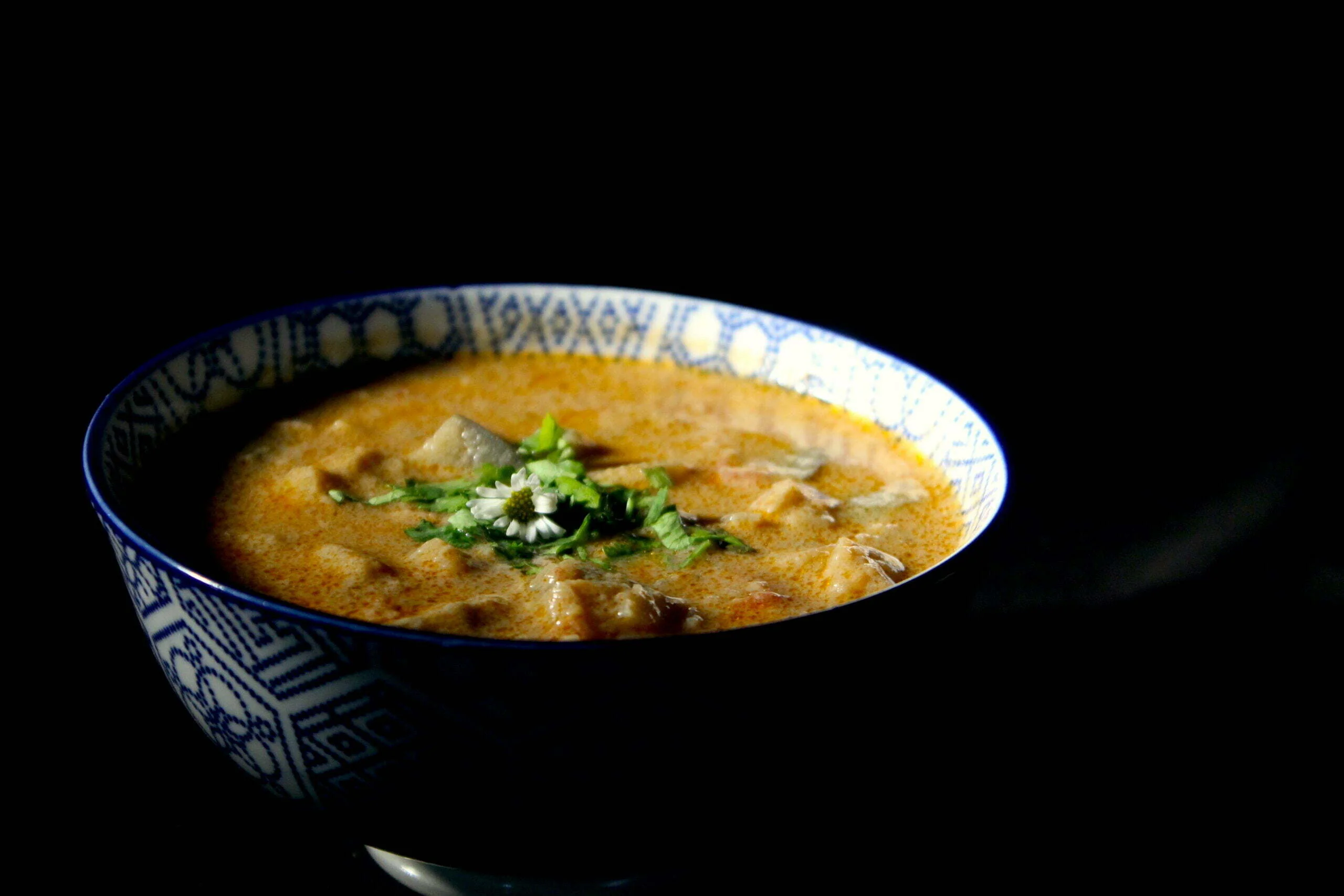 Creamy aubergine-tomato soup 