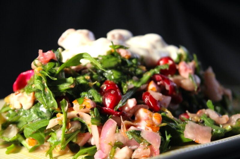 Winterse citrussalade met frisse labneh