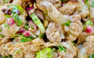 Bloemkoolsalade met piment, granaatappel en bleekselderij