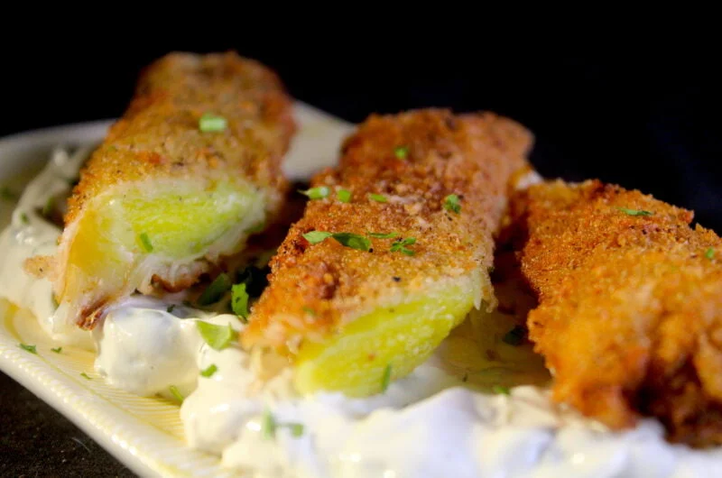 Crispy fried leeks with creamy caper sauce