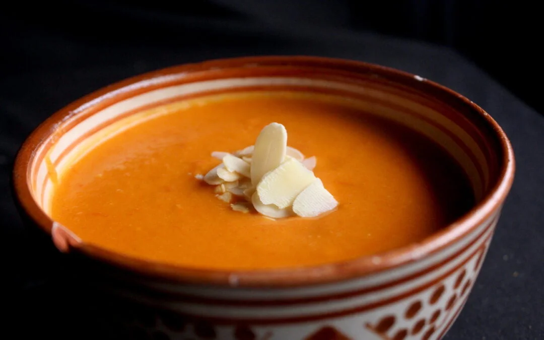 Rode paprika, knolselderij en tahinasoep