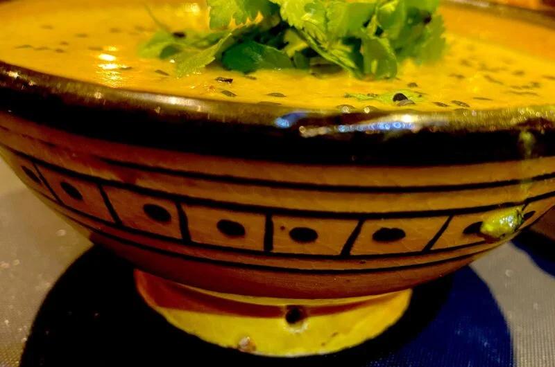Afghan spicy yogurt soup