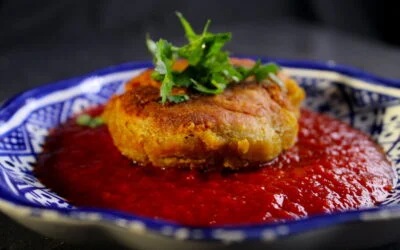 Limabonenburgers met pikante paprikasaus