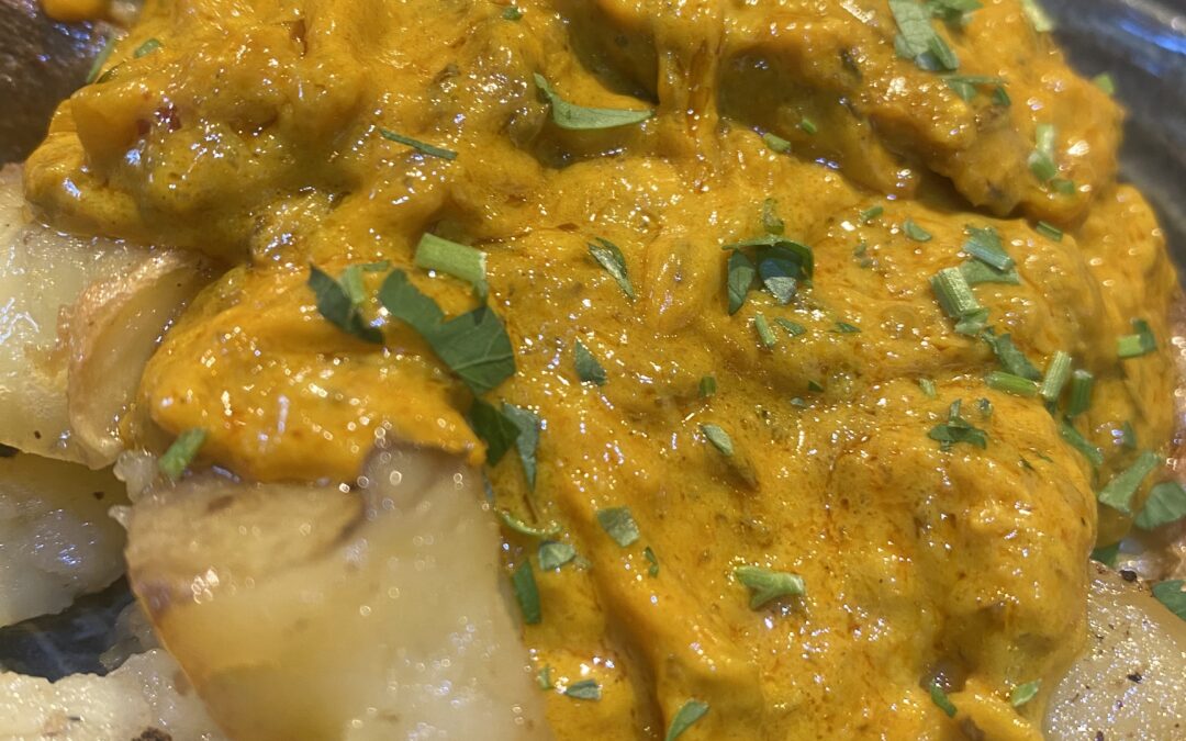 Aardappels uit de oven met ingelegde aubergine/yoghurtsaus