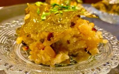 Wijnbladerentaart gevuld met romige en kruidige risotto