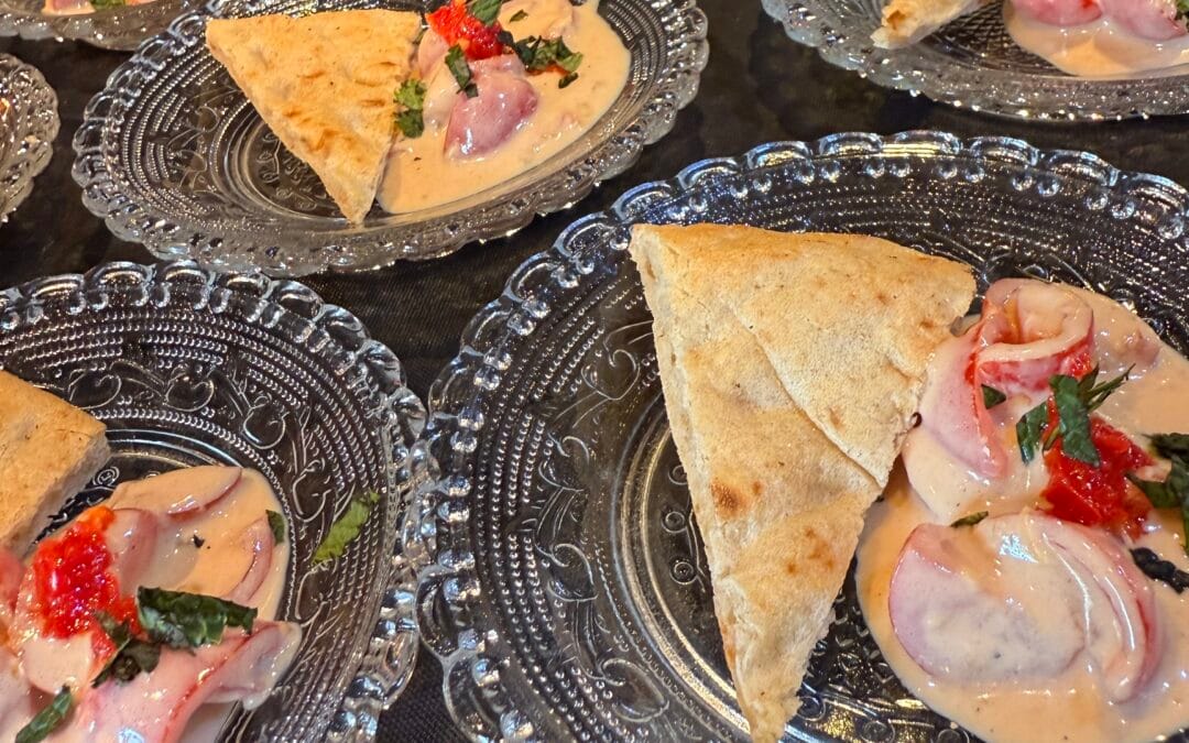 Tomaatjes in tahina – muntsaus met shatta